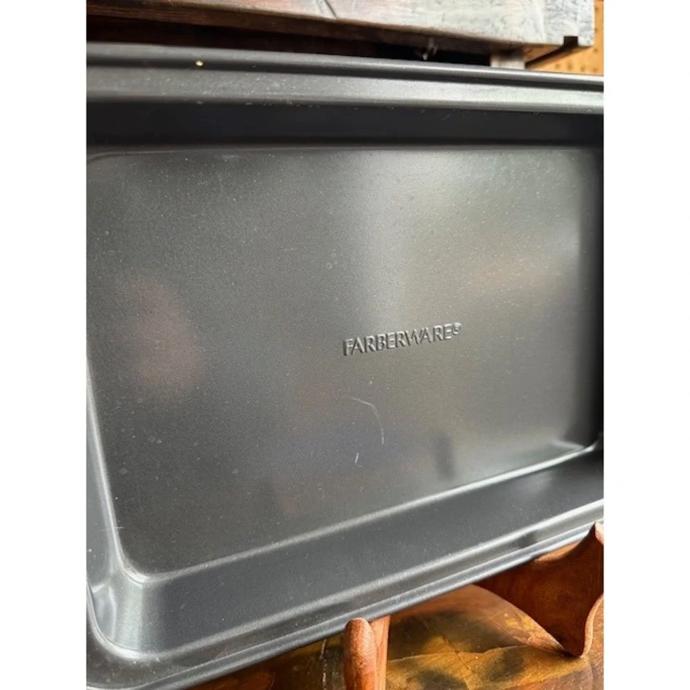 Farberware Nonstick Baking Pan Gray Steel Rectangular‎ Cake Pan 11x7 Inch